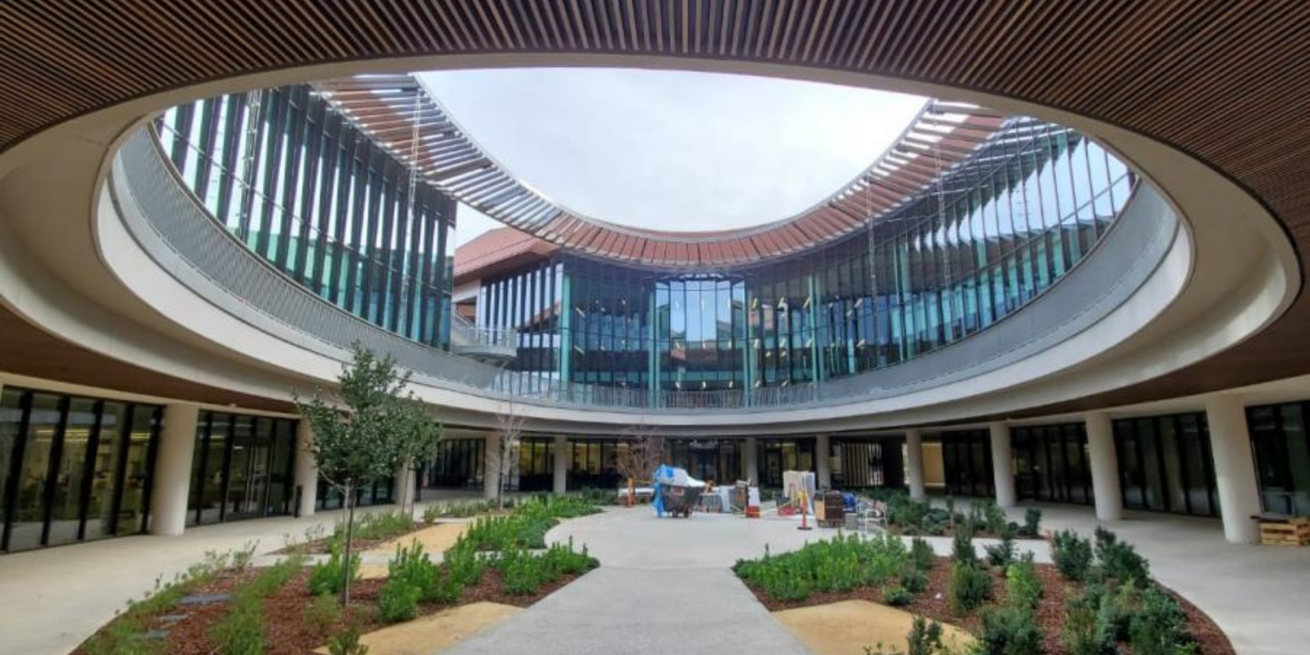 Photo of new ChEM-H building on Stanford campus