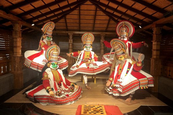 Kathakali dancer statues 